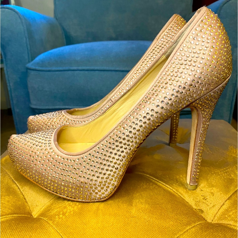 Report Signature crystal heels
